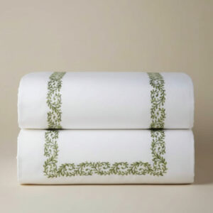 Juego de cama con greca verde